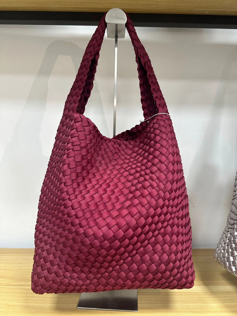 Bolsa em Neoprene Weave Bag Casual com bolsinha auxiliar